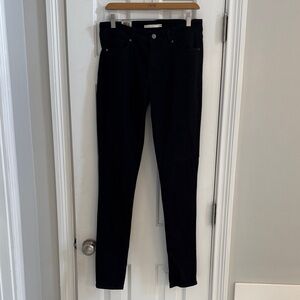 NWT 711 Black Skinny Mid-Rise Levi's